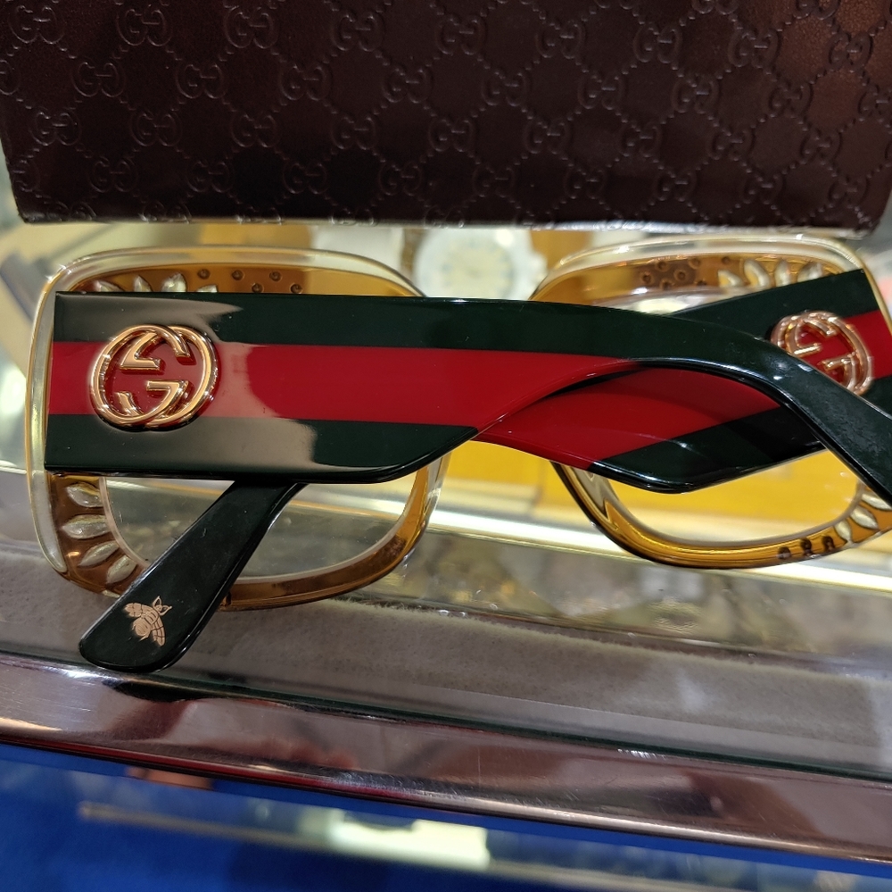 Gucci